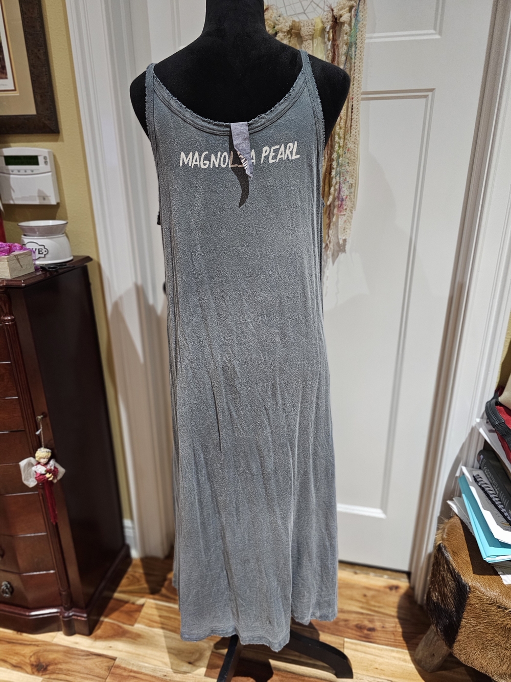 Magnolia Pearl Tee Lana Dress. Scoop-Neck Maxi Dress - Gray - Picture 3 of 6